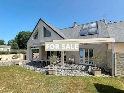 Contemporary Detached House by the Coast