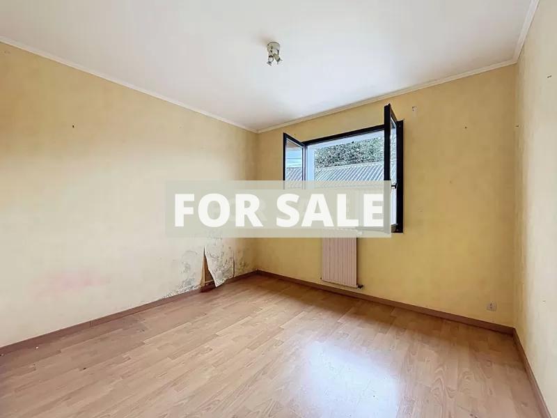 Detached Country House with Outbuildings