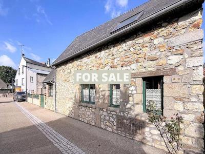 Detached House with Landscaped Garden