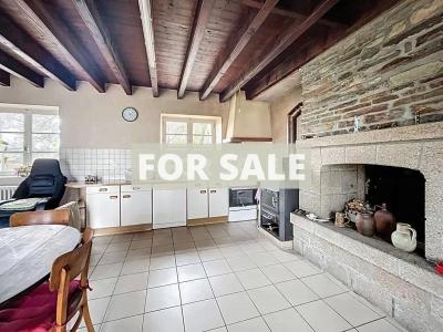 Detached Country House with Outbuilding