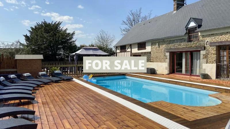Main House with Swimming Pool Plus 5 Guest Gites