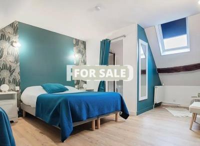 Main House with Swimming Pool Plus 5 Guest Gites