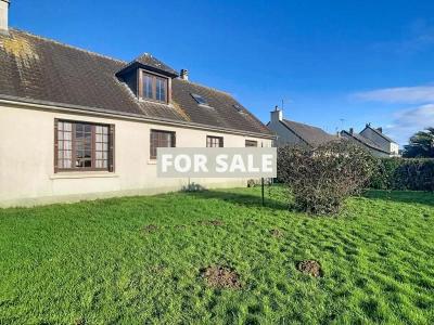 Detached House with Landscaped Garden
