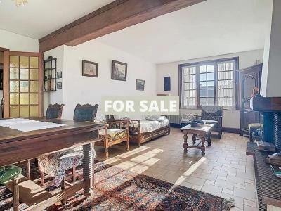 Detached House with Landscaped Garden