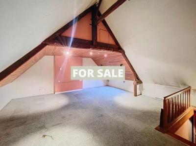 Superb Town House with Cosy Rooms