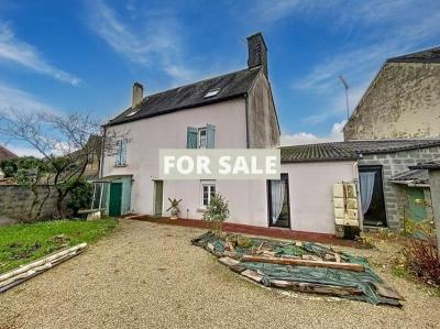 Superb Town House with Cosy Rooms