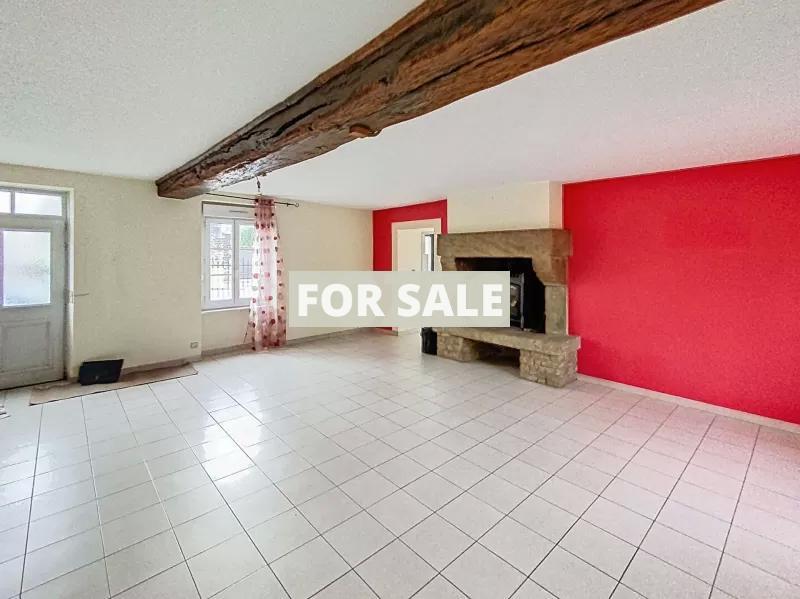 Superb Town House with Cosy Rooms