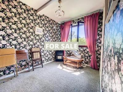 Detached House with Garden by the Coast