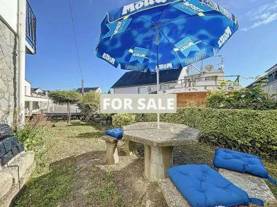 Detached House with Garden by the Coast