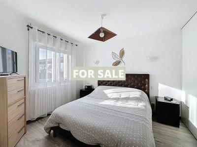 Detached Country House with Outbuilding