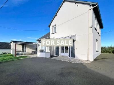 Detached Country House with Outbuilding