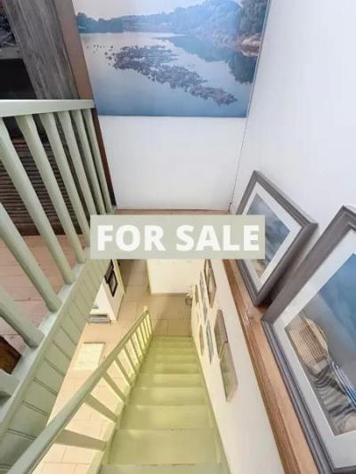 Business Premises For Sale with Apartment