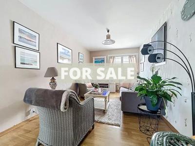 Traditional House with Garden