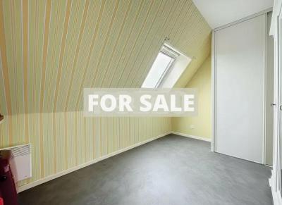 Traditional House with Garden