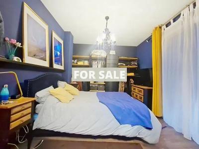 Contemporary Detached House Close to the Coast