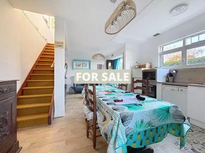 Coastal House in Great Location