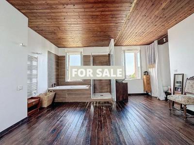 Traditional Stone House Close to the Harbour