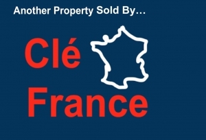 SLD02605 - Under Offer with Cle France