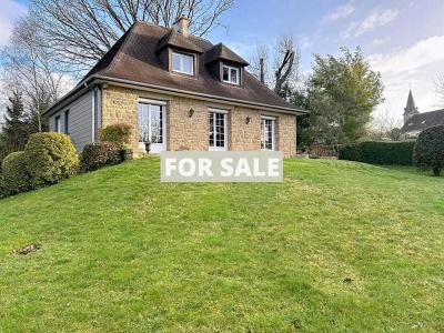 Detached House with Garden