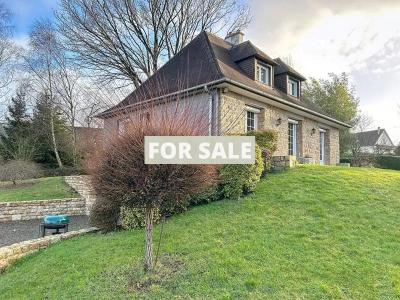 Detached House with Garden