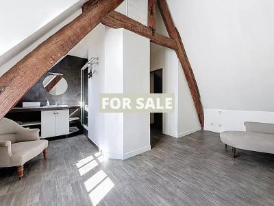 Detached Country House with Swimming Pool