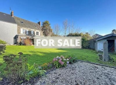 Traditional House with Garden