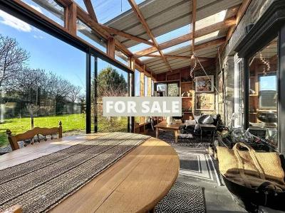 Traditional House with Garden