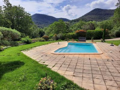 Pretty Detached Villa With Pool And Pretty Views