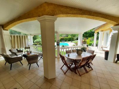 Pretty Detached Villa With Pool And Pretty Views