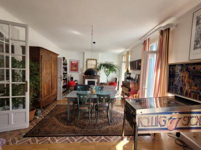 Superb Town House with Garage, Courtyard, a Studio / Gallery