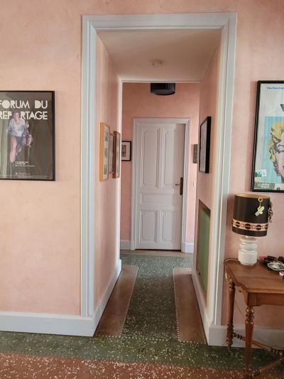 Superb Town House with Garage, Courtyard, a Studio / Gallery