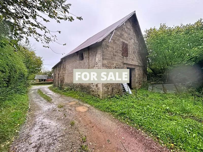 Equestrian Property with Multiple Outbuildings