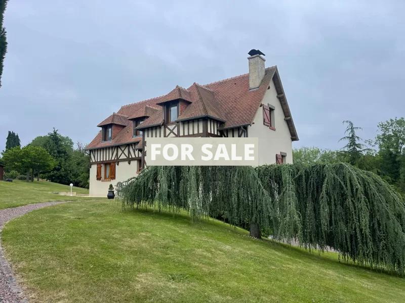 Detached Character House Near to the Coast