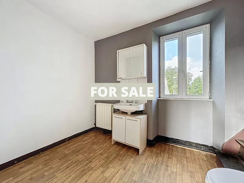 Detached Country House with Outbuildings