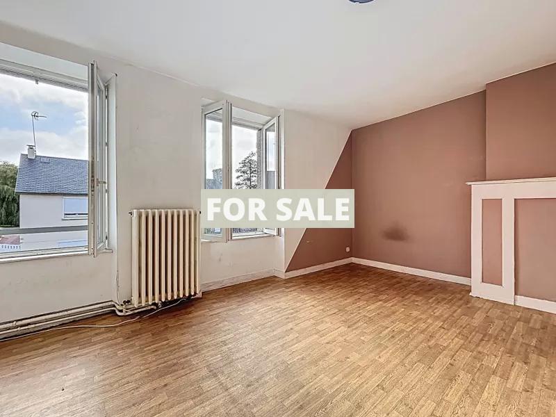 Detached Country House with Outbuildings