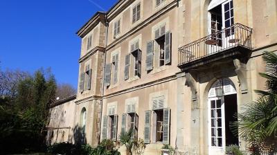 Stunning Domaine On The Canal Du Midi With Chateau, Cottages And Annexes