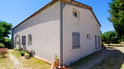 Delightful Detached House And Large Hangar on an Enclosed Plot