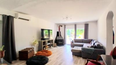 Delightful Detached House And Large Hangar on an Enclosed Plot