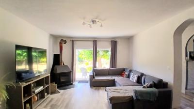 Delightful Detached House And Large Hangar on an Enclosed Plot