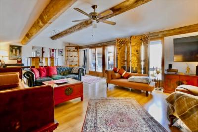 Renovated Former Bakery, Spacious Garage, Sunny Veranda