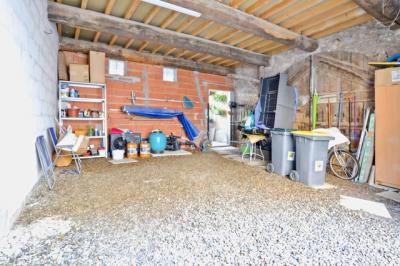 Renovated Former Bakery, Spacious Garage, Sunny Veranda