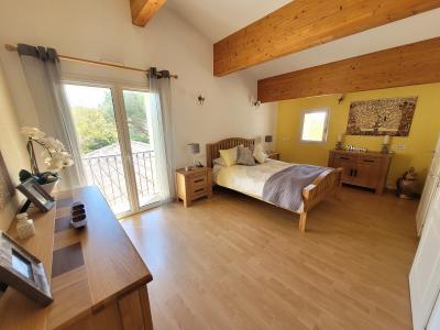Beautiful Exceptional House in The Heart of The Vineyards