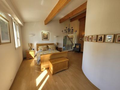 Beautiful Exceptional House in The Heart of The Vineyards