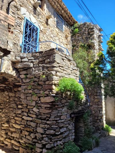 Lovely Cottage In a Wine-Growing Village, Sold Fully Furnished