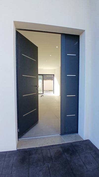 Elegant New Build Single-Storey Villa With Pool