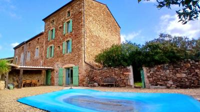 Beautiful House, Large Garage, Swimming Pool