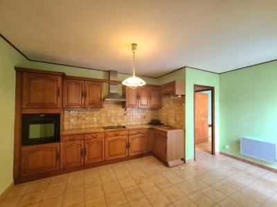 Single Storey Villa To Refresh With Garage