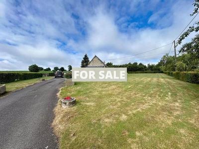 Detached Country House with Outbuilding