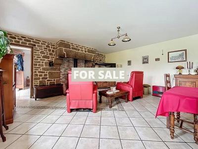 Detached Country House with Outbuilding