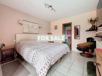 Detached Country House with Outbuilding